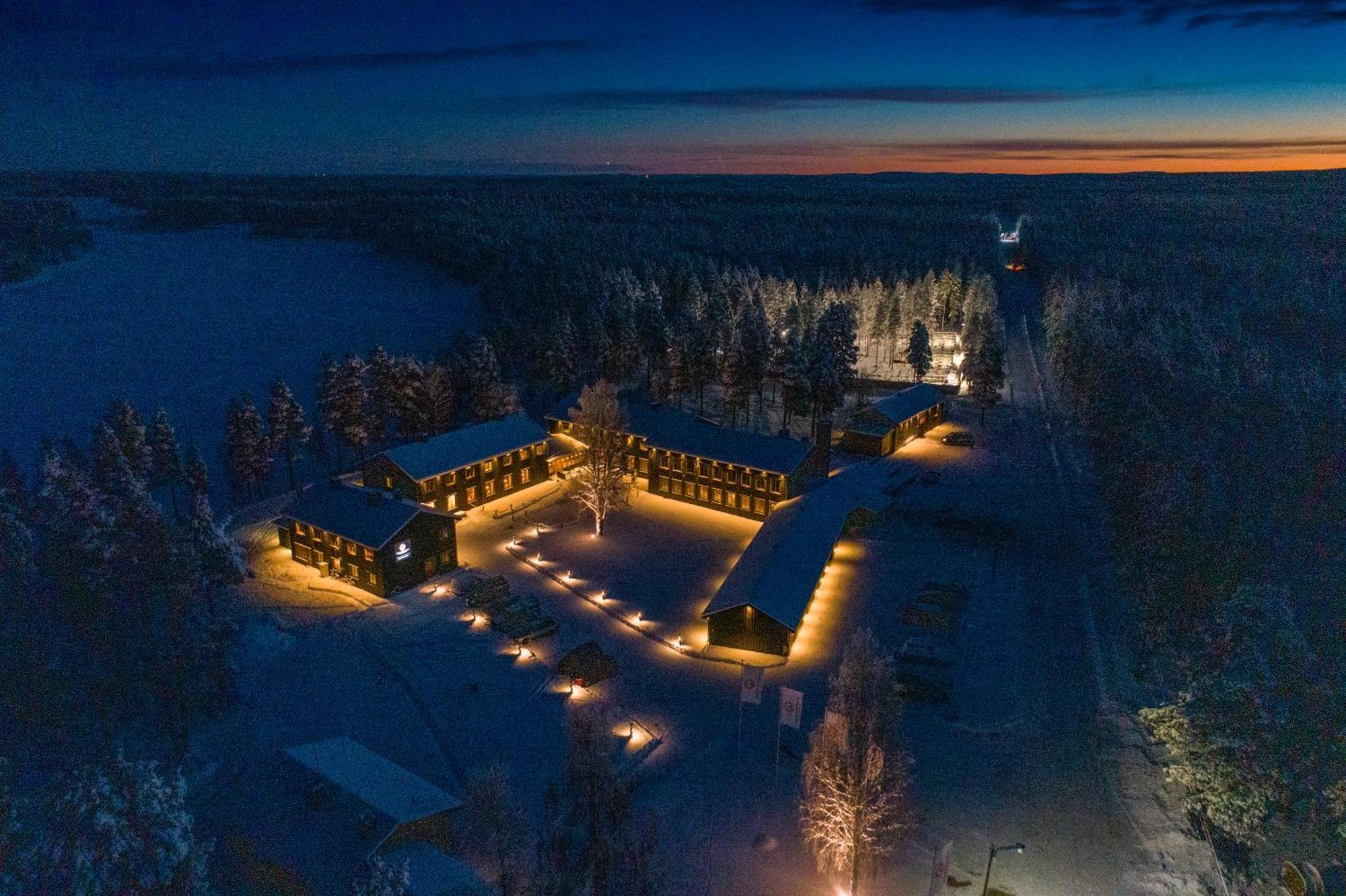 Arctic River Lodge Tarendo エクステリア 写真